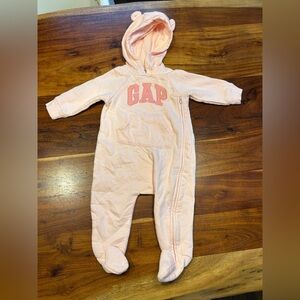 Baby gap logo onesie pink